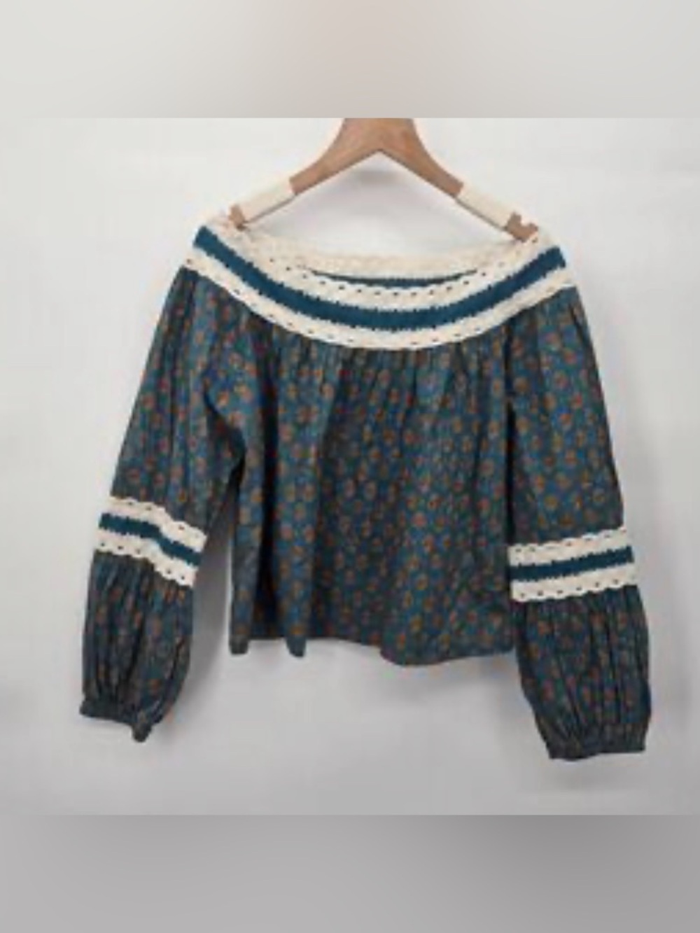 ANTHRO Luna Moon Blue Floral Lace Trim Blouse